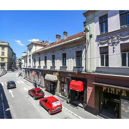 Apartments And Rooms Fonty Σαράγεβο Εξωτερικό φωτογραφία