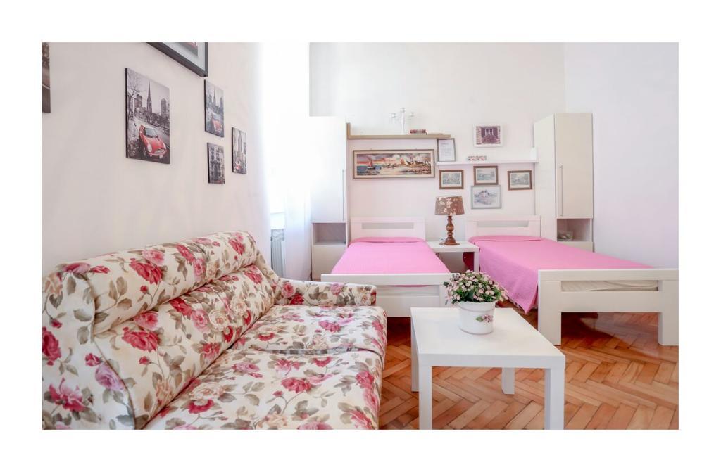 Apartments And Rooms Fonty Σαράγεβο Εξωτερικό φωτογραφία