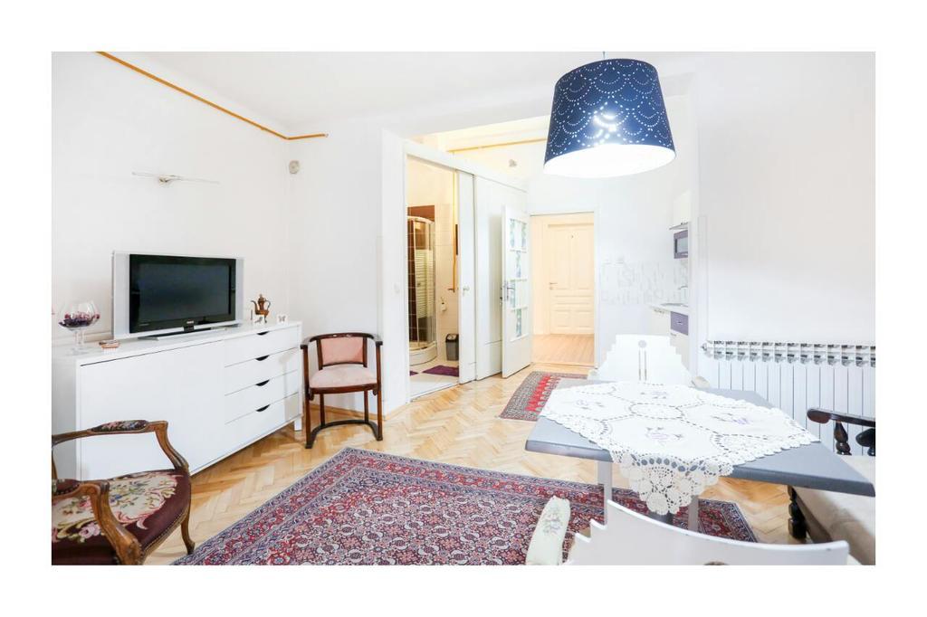 Apartments And Rooms Fonty Σαράγεβο Εξωτερικό φωτογραφία